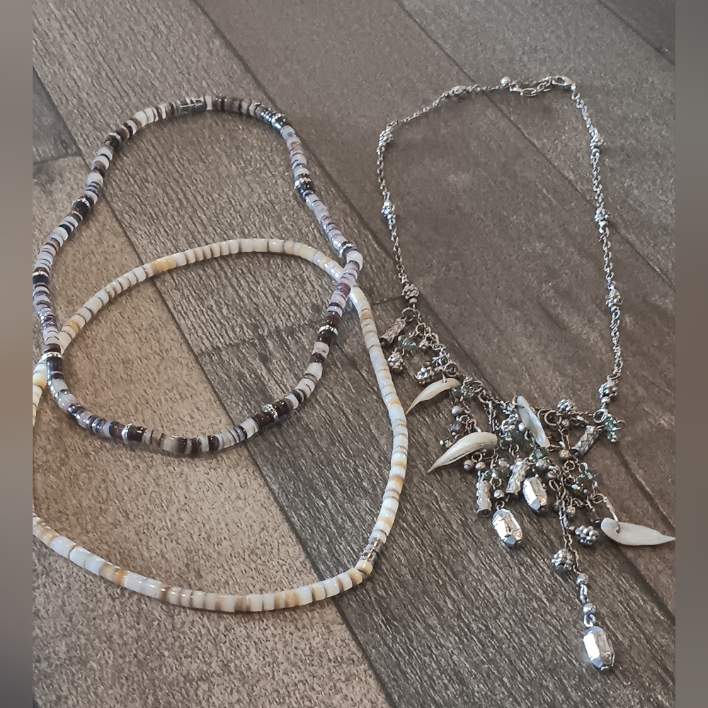 VINTAGE Silver and Cream SHELL  Necklaces